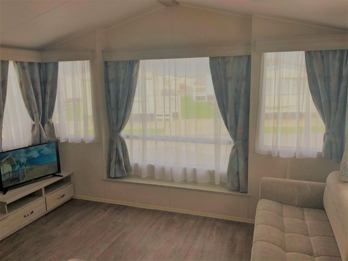 מייבלת'ורפ Spruce Deluxe Holiday Home מראה חיצוני תמונה