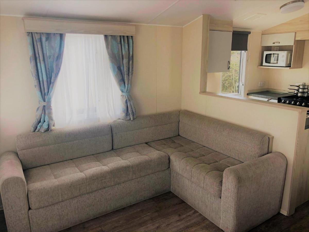 מייבלת'ורפ Spruce Deluxe Holiday Home מראה חיצוני תמונה